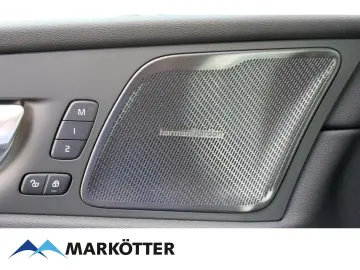 XC60 T8 Recharge AWD Plus Dark STHZ/PANO/360CAM
