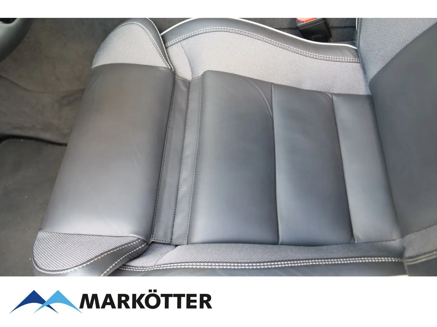 XC60 T8 Recharge AWD Plus Dark STHZ/PANO/360CAM