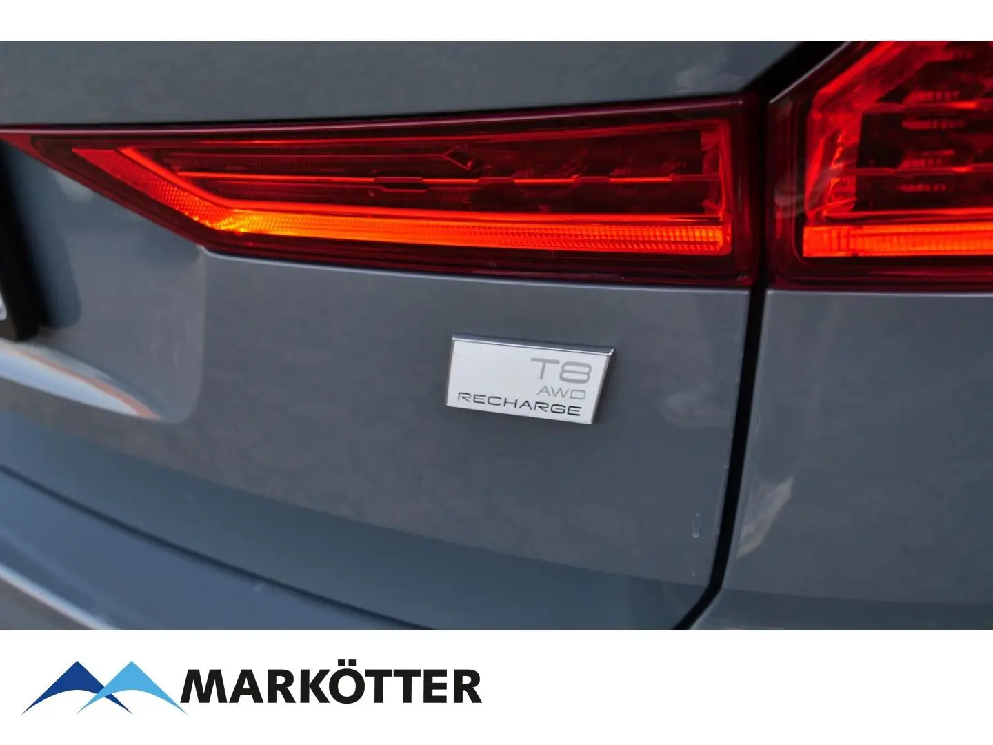 XC60 T8 Recharge AWD R-Design STHZ/CAM/ACC/BLIS