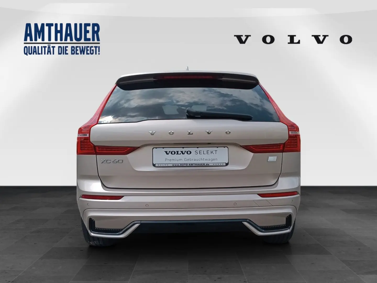 XC60 T8 AWD Ultimate Dark  360°/AHK/Massagesitze