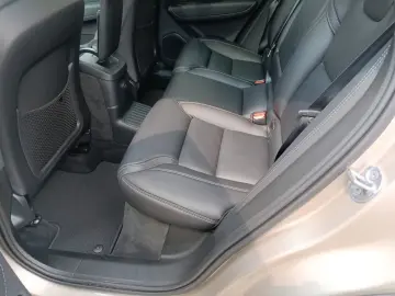 XC60 T8 AWD Ultimate Dark  360°/AHK/Massagesitze