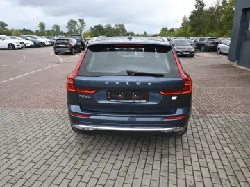 XC60 T8 Inscription PHEV AWD*H&K*STHZG*PANO*