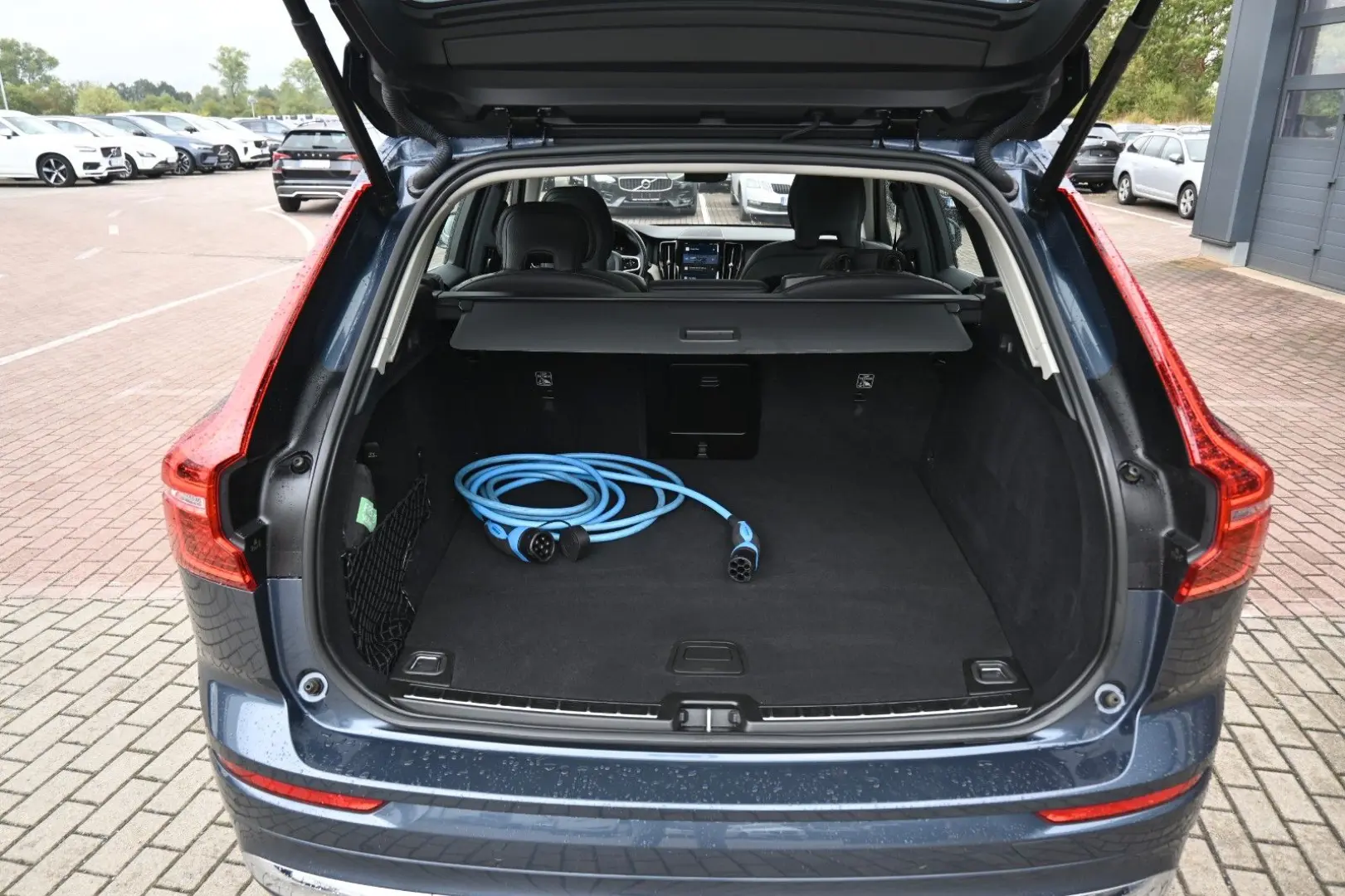 XC60 T8 Inscription PHEV AWD*H&K*STHZG*PANO*