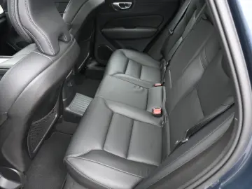 XC60 T8 Inscription PHEV AWD*H&K*STHZG*PANO*