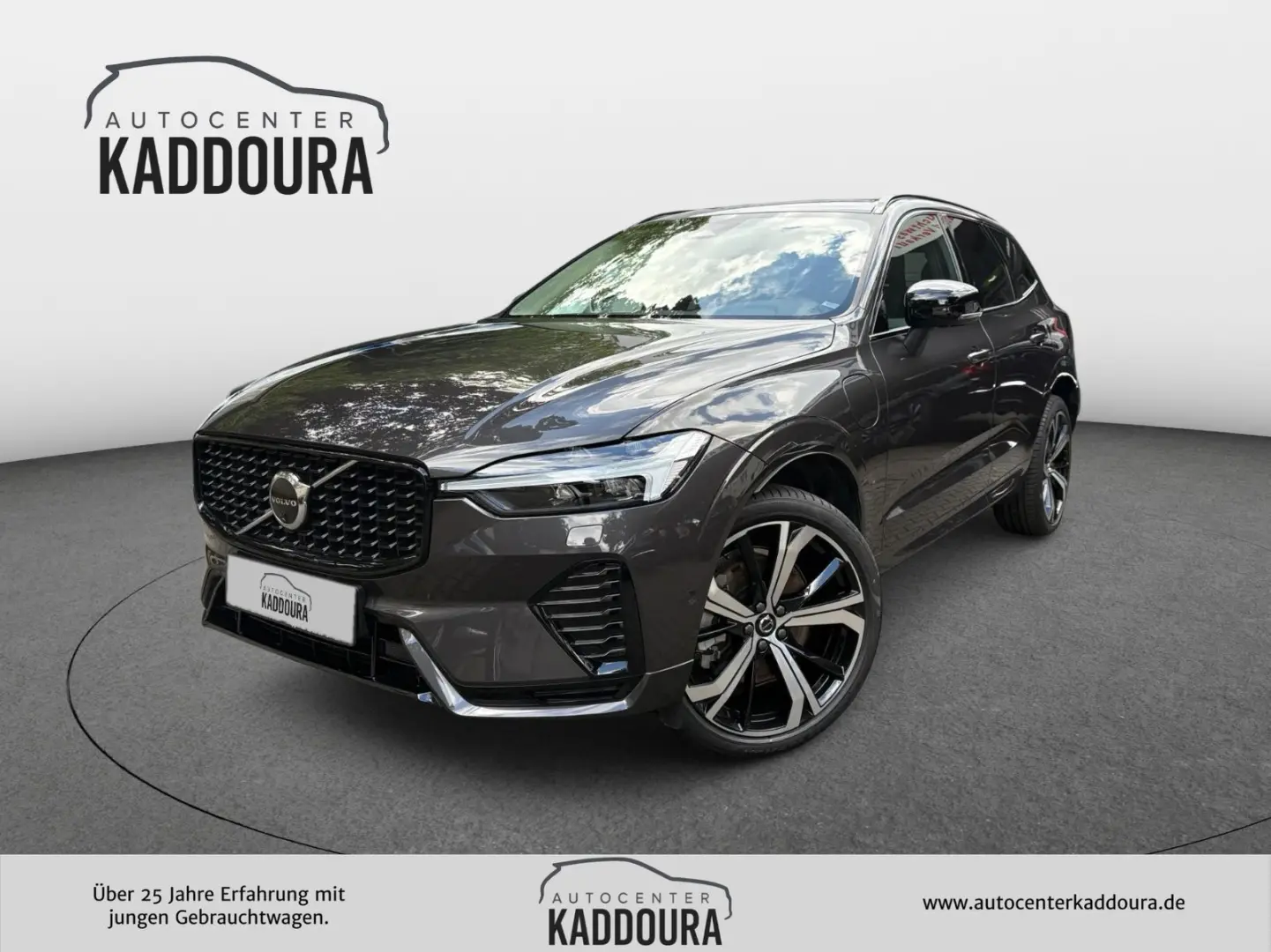 XC60 T8 Plus Dark AHK 360° H&K PANO 21