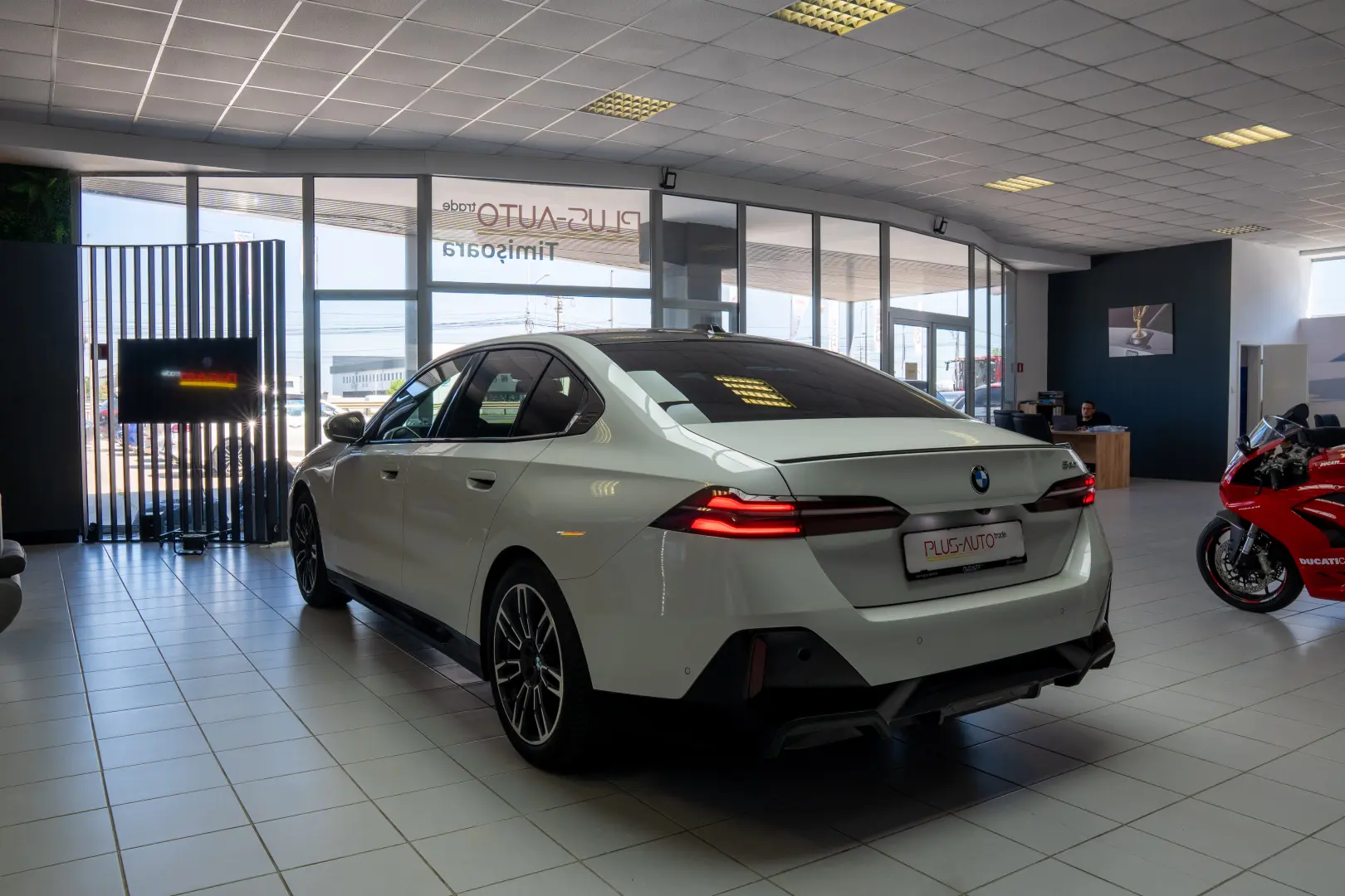 BMW 520I