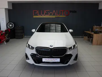 BMW 520I