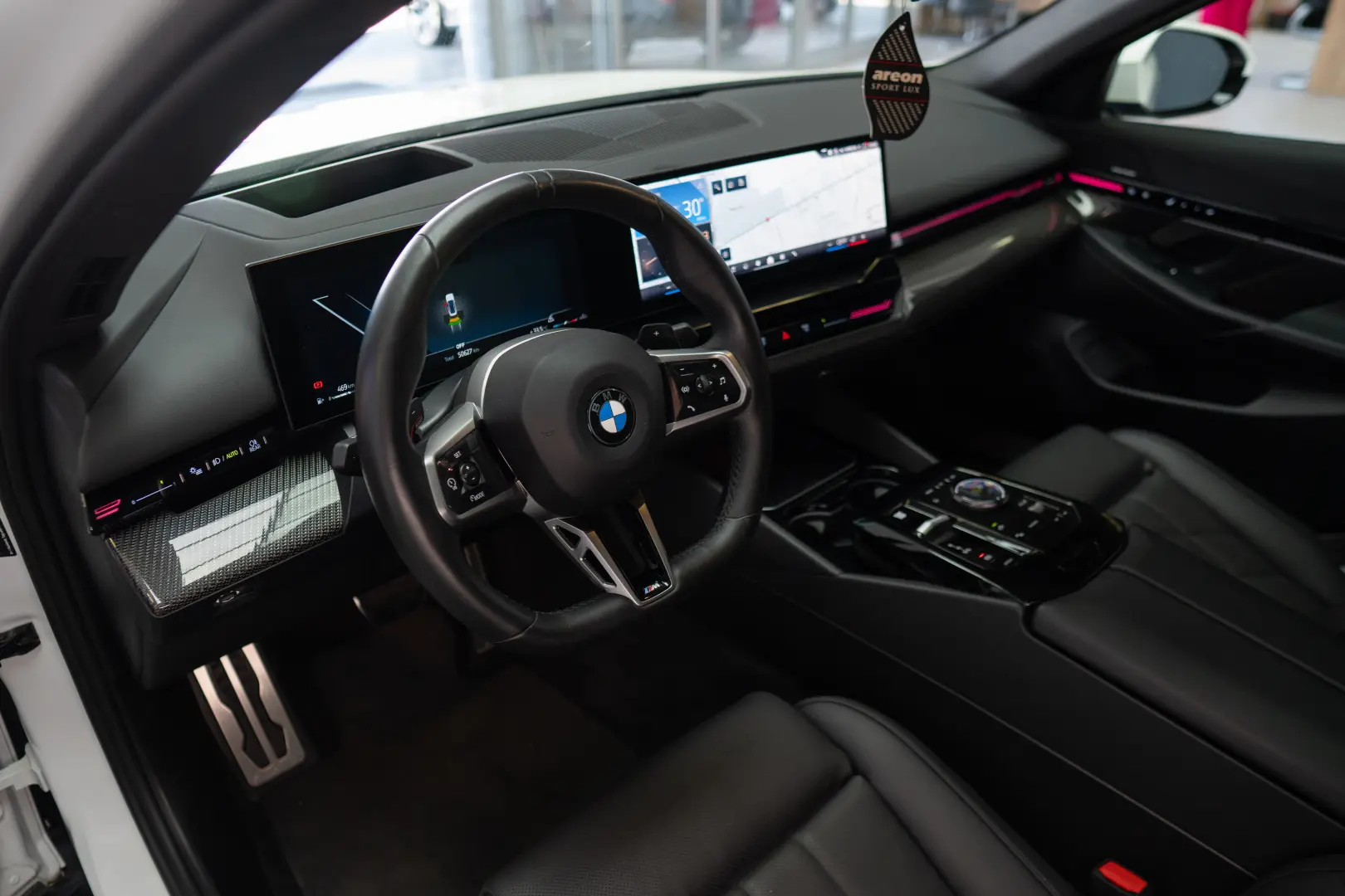 BMW 520I