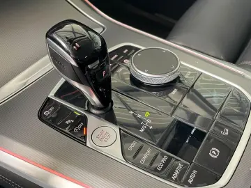 X5 xDrive 25d/ Live Cockpit/ACC/