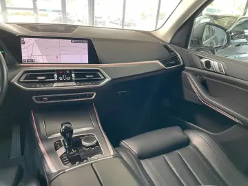 X5 xDrive 25d/ Live Cockpit/ACC/