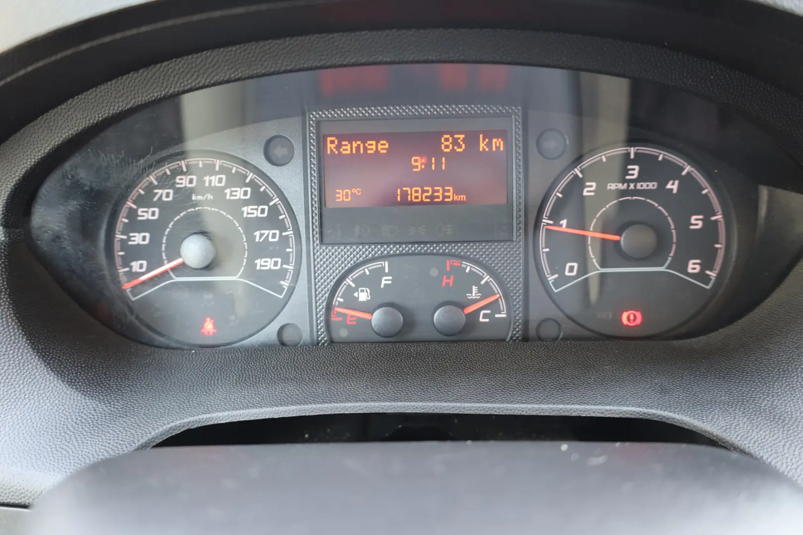 Citroen Jumper Prelata 2.2 165 cp