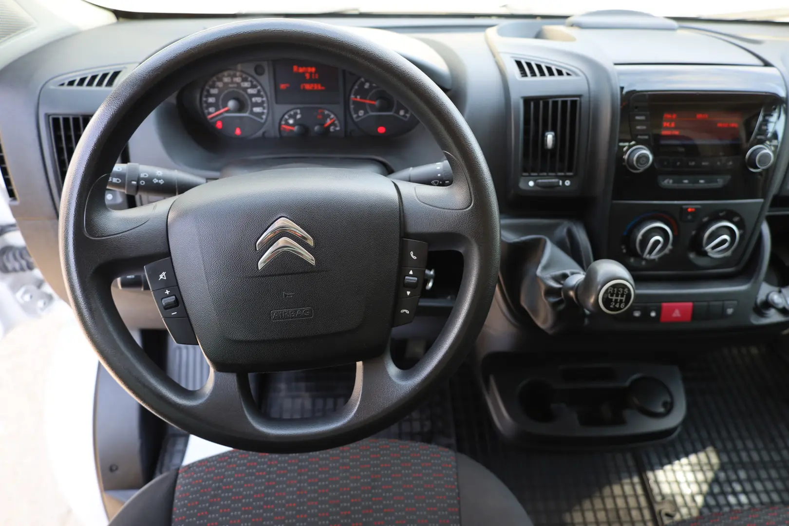 Citroen Jumper Prelata 2.2 165 cp