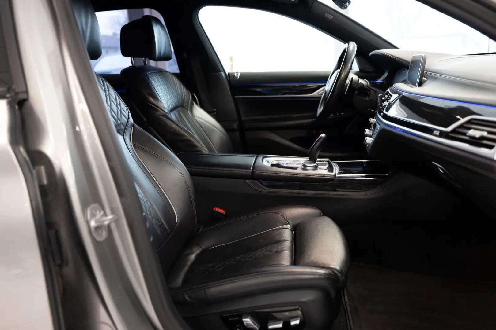 740Li xDrive M Paket Ceramik S.Close Panorama