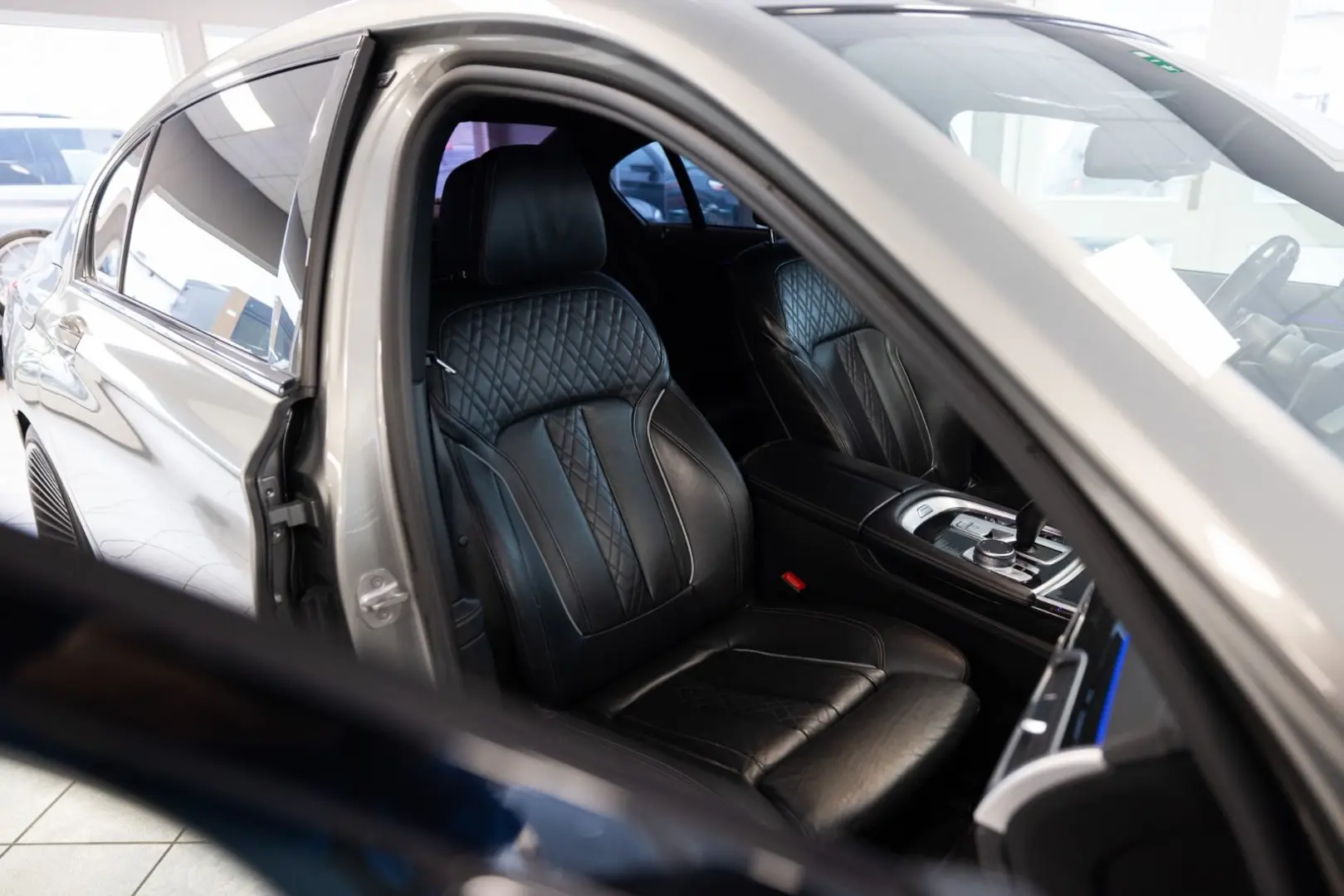 740Li xDrive M Paket Ceramik S.Close Panorama