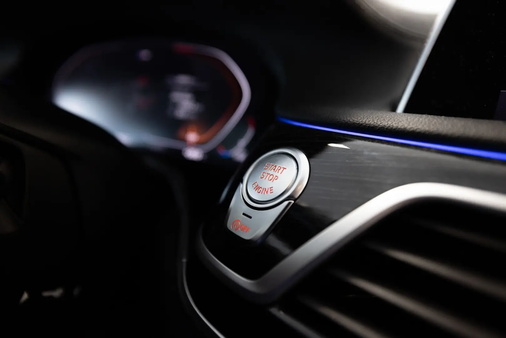740Li xDrive M Paket Ceramik S.Close Panorama