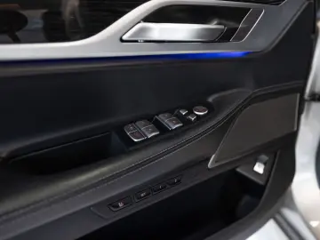 740Li xDrive M Paket Ceramik S.Close Panorama
