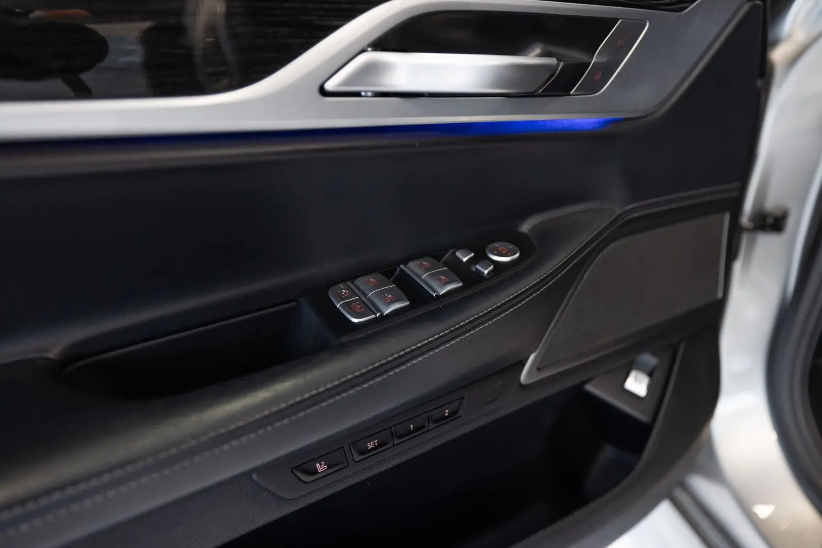 740Li xDrive M Paket Ceramik S.Close Panorama