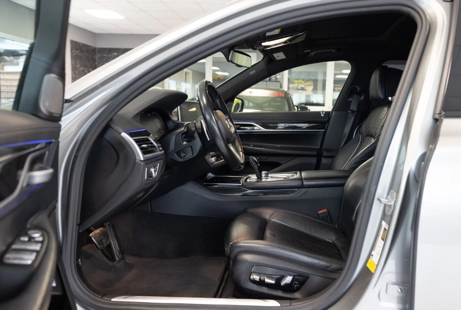740Li xDrive M Paket Ceramik S.Close Panorama