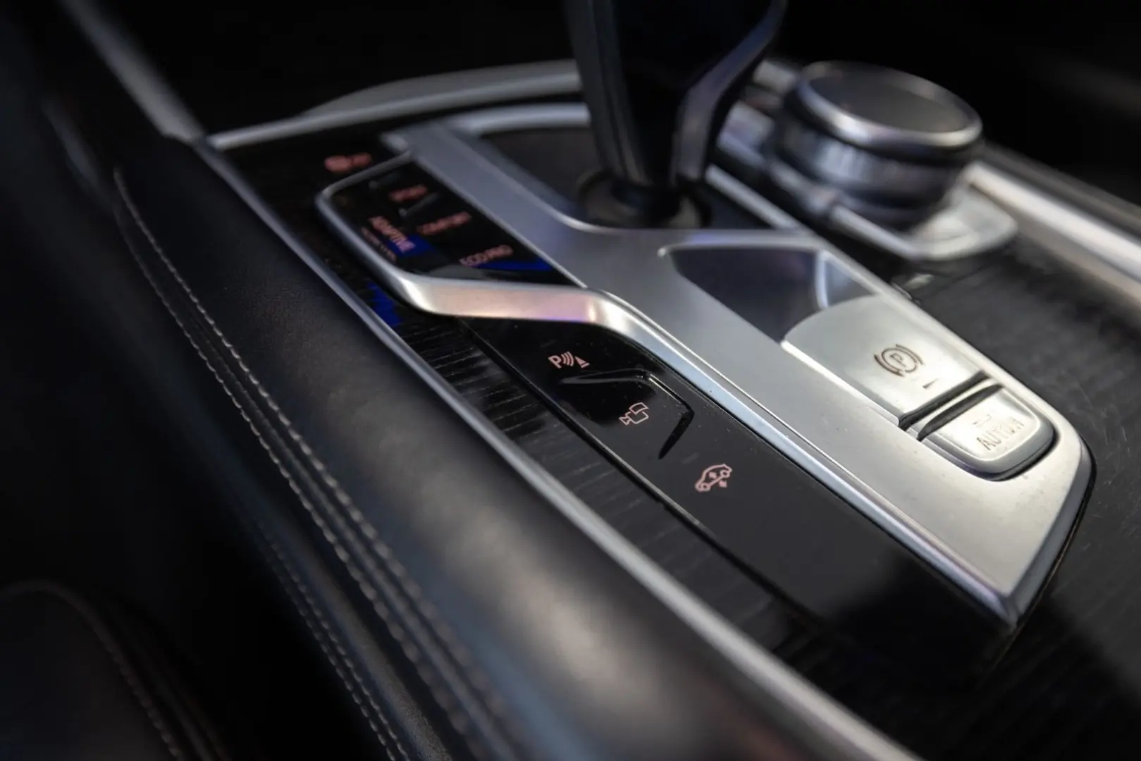 740Li xDrive M Paket Ceramik S.Close Panorama