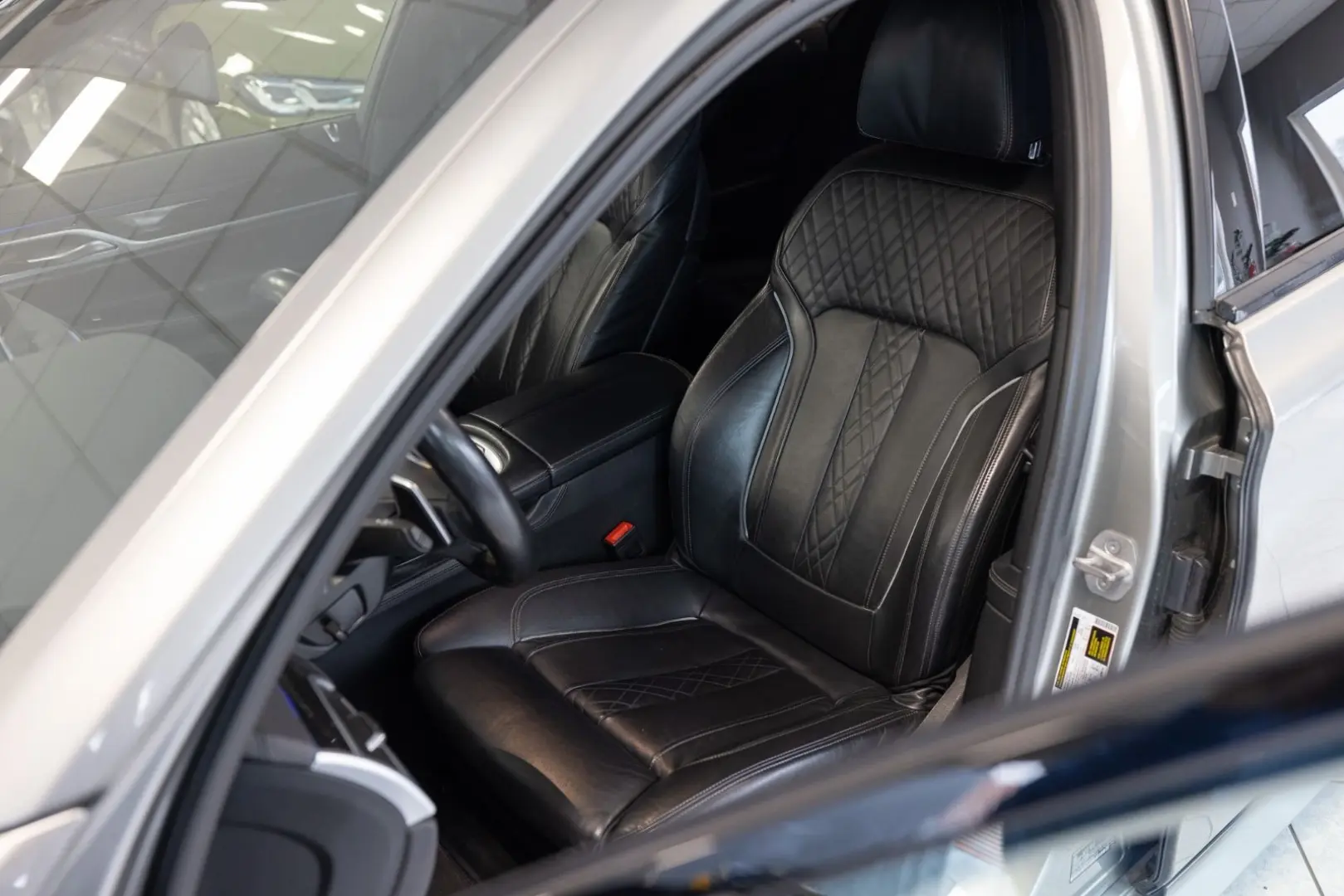 740Li xDrive M Paket Ceramik S.Close Panorama