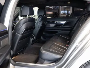 740Li xDrive M Paket Ceramik S.Close Panorama