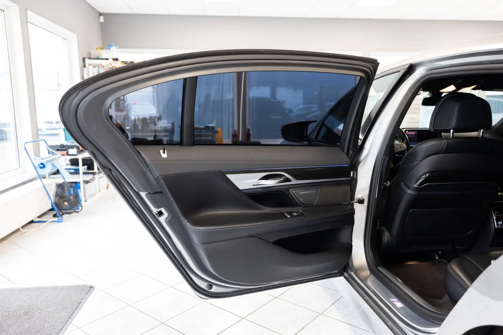 740Li xDrive M Paket Ceramik S.Close Panorama