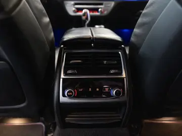 740Li xDrive M Paket Ceramik S.Close Panorama