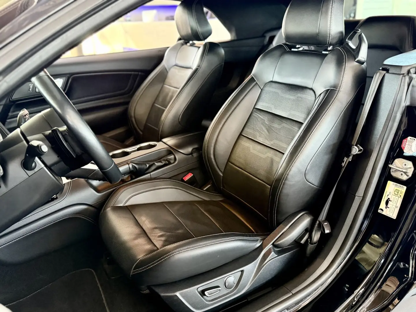 Mustang 2,3 EB Cabrio Aut.