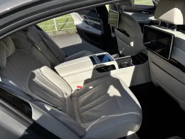 BMW 745 e L xDrive Executive Lounge/Laser