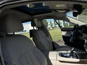 BMW 745 e L xDrive Executive Lounge/Laser