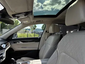 BMW 745 e L xDrive Executive Lounge/Laser
