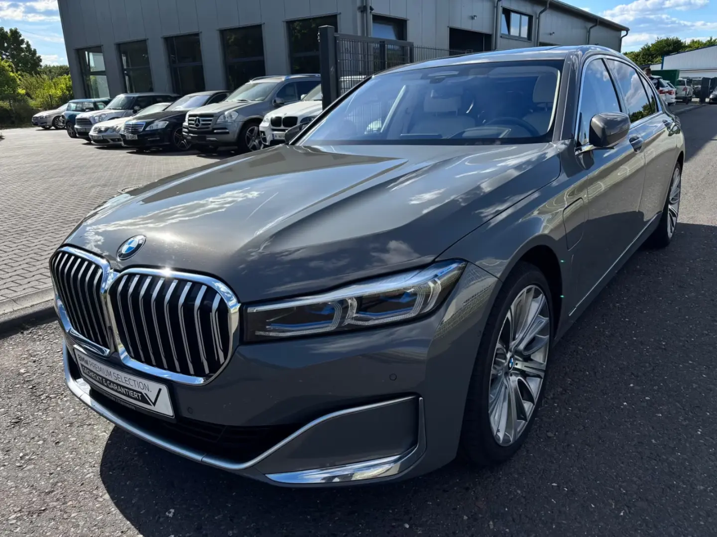 BMW 745 e L xDrive Executive Lounge/Laser