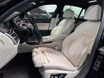 BMW 730 d xDrive Schiebedach Massage