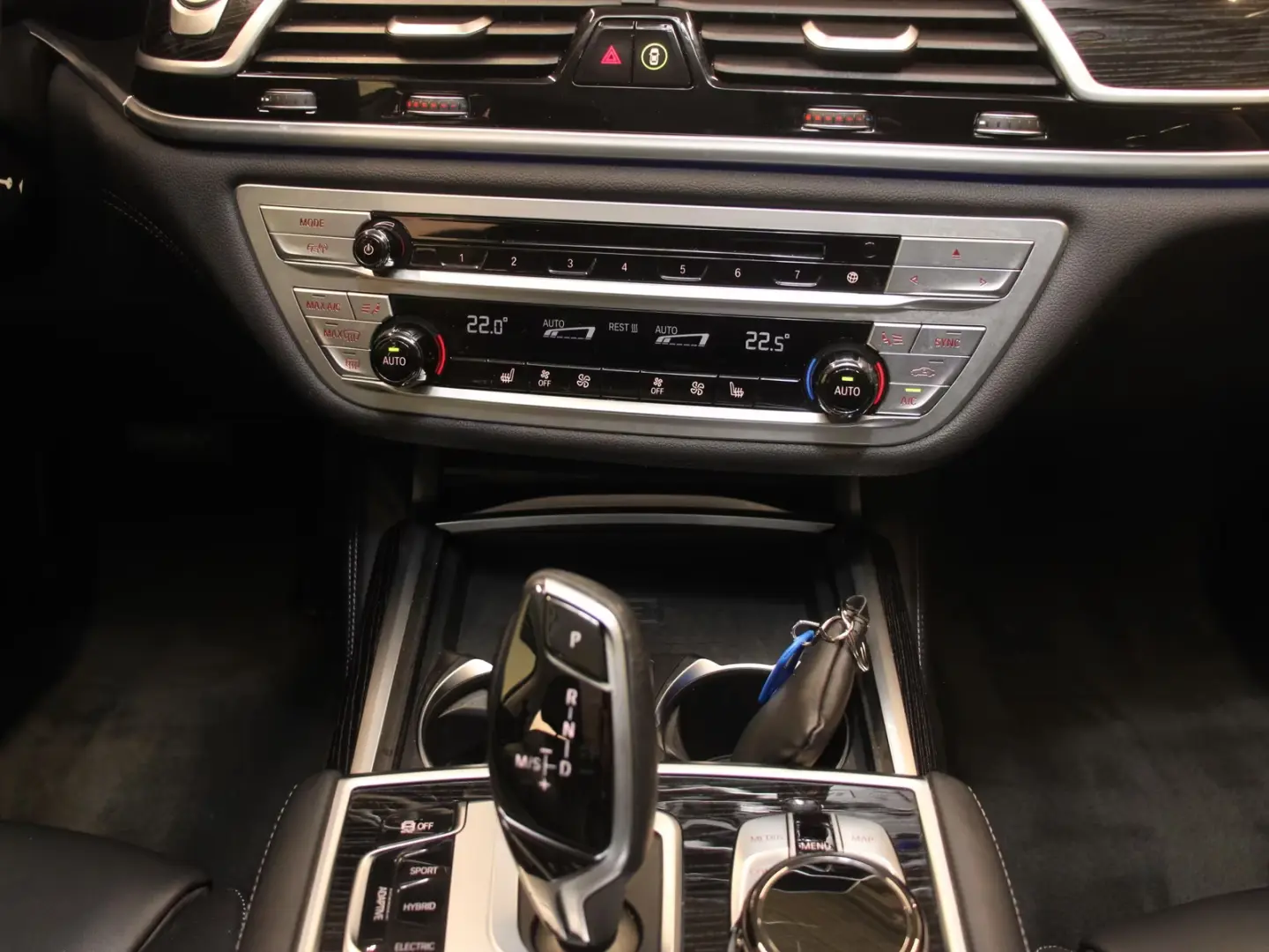 BMW 745 e Limousine Gestiksteuerung