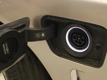 BMW 745 e Limousine Gestiksteuerung