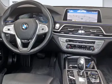BMW 745 e Limousine Gestiksteuerung
