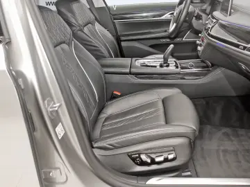 BMW 745 e Limousine Gestiksteuerung