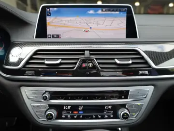 BMW 740 Li/360*/PANO/MASSAGE/AIRMATIC/