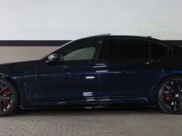 BMW 740 Li/360*/PANO/MASSAGE/AIRMATIC/