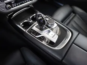 BMW 740 Li/360*/PANO/MASSAGE/AIRMATIC/