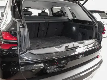 X5 xDrive50e 8 Fach DA+PA+Massage H/K Aktive Sit