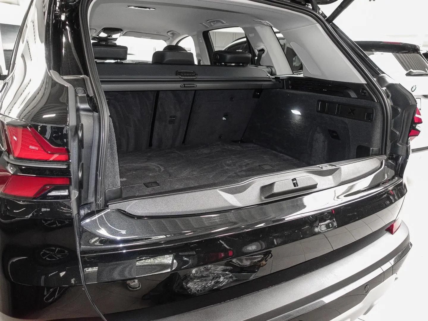 X5 xDrive50e 8 Fach DA+PA+Massage H/K Aktive Sit