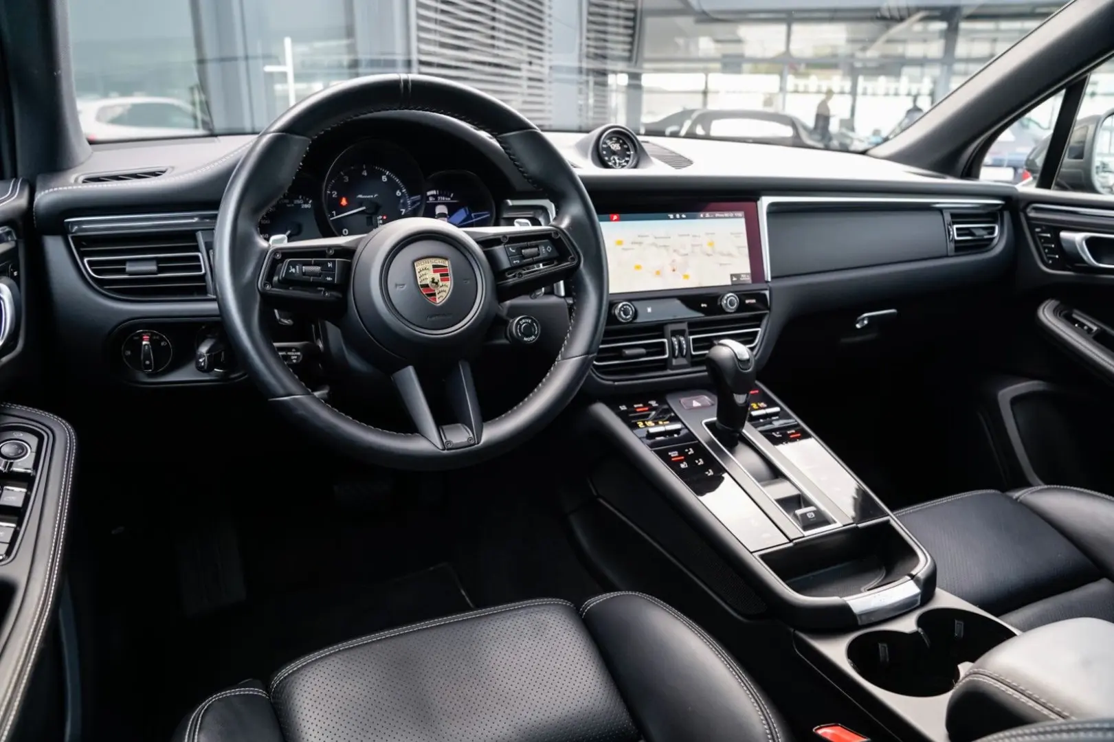 Macan T Pano-Leder-PDLS+AHK-21