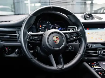 Macan T Pano-Leder-PDLS+AHK-21