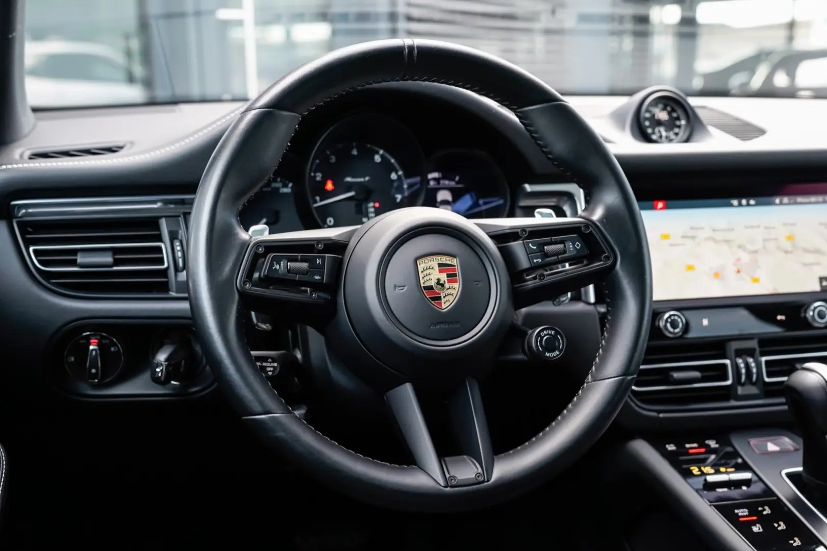 Macan T Pano-Leder-PDLS+AHK-21