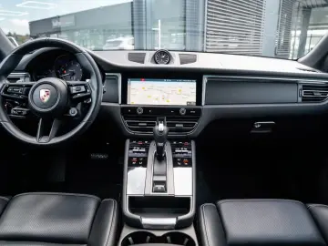 Macan T Pano-Leder-PDLS+AHK-21