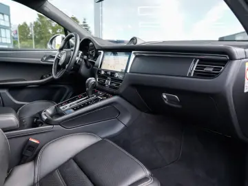 Macan T Pano-Leder-PDLS+AHK-21