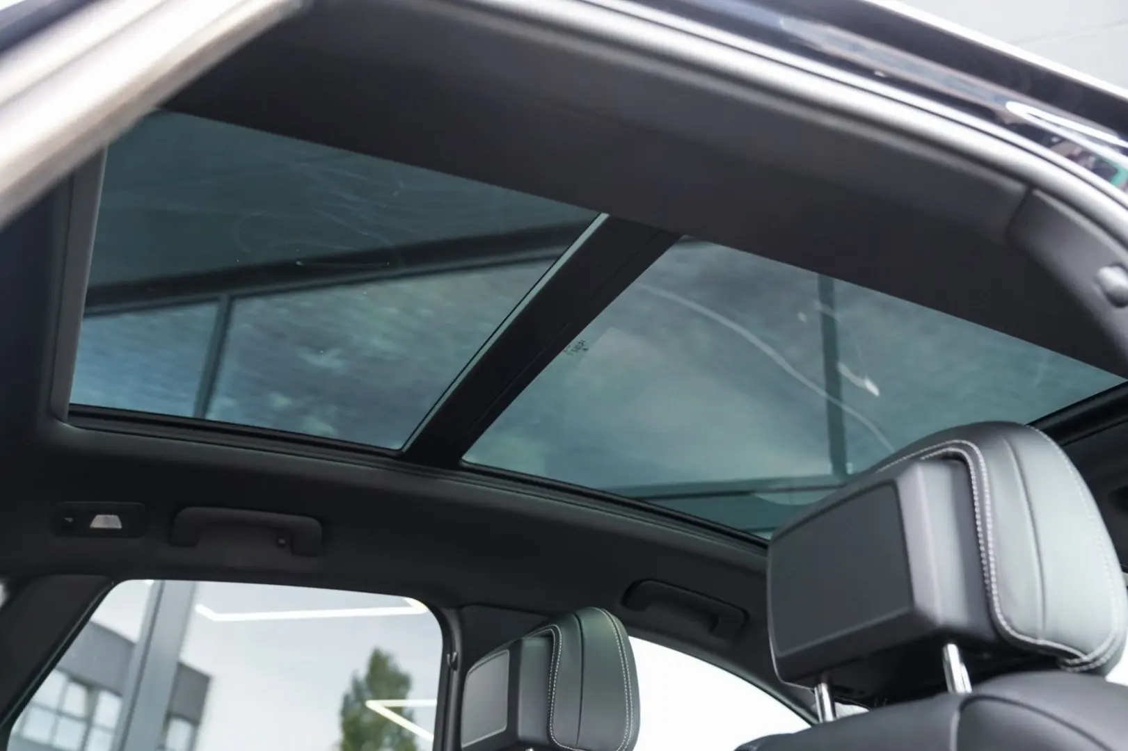 Macan T Pano-Leder-PDLS+AHK-21