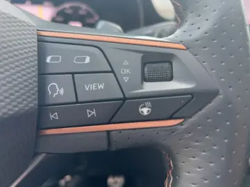 Formentor VZ 1.4 e-HYBRID DSG Pano Navi LED SHZ