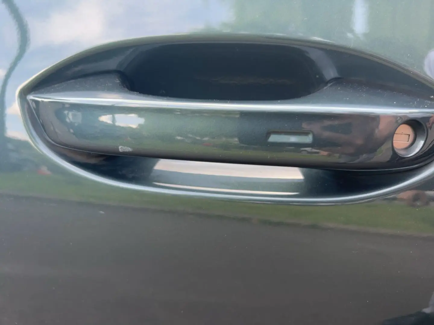 Formentor VZ 1.4 e-HYBRID DSG Pano Navi LED SHZ